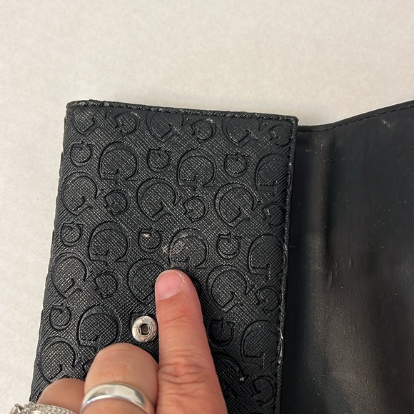GUESS BLACK WALLET - Picture 7 of 16